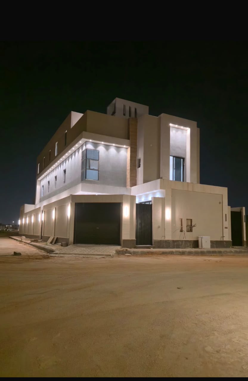 للبيع دور ارضي بفيلا سكنيه فخمه بشرق الرياض 